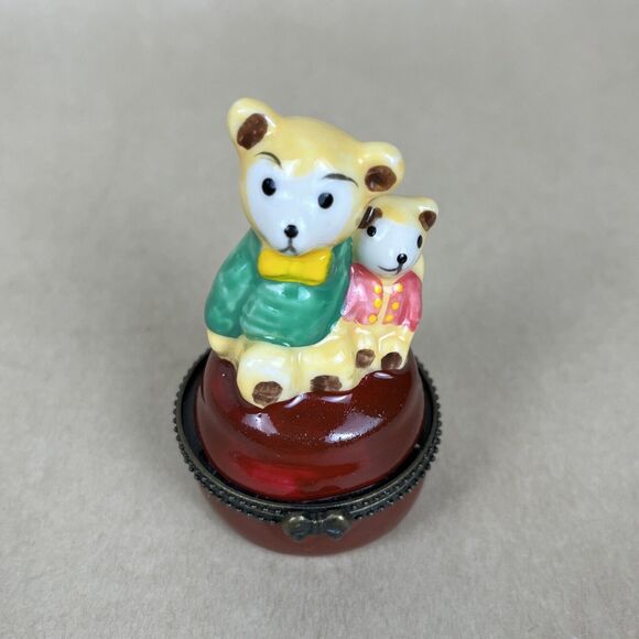 Vintage Two‎ Teddy bear Porcelain Trinket Box - Picture 1 of 9